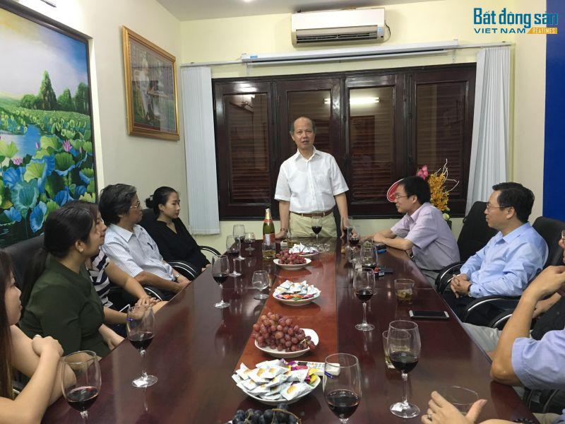 Chủ tịch Hiệp hội BĐS Việt Nam tin tưởng Reatimes sẽ tiếp tục phát triển mạnh mẽ.