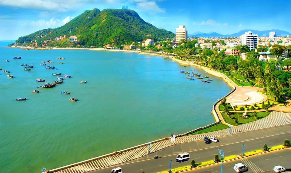 Các chuyên gia kinh tế cho rằng, thị trường bất động sản Vũng Tàu vẫn chưa phát triển cân xứng với tiềm năng.