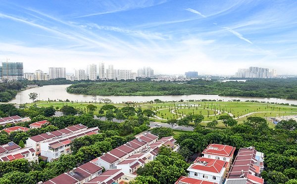 Cư dân Nam Sài Gòn phải gánh chịu mùi hôi nhiều năm nay