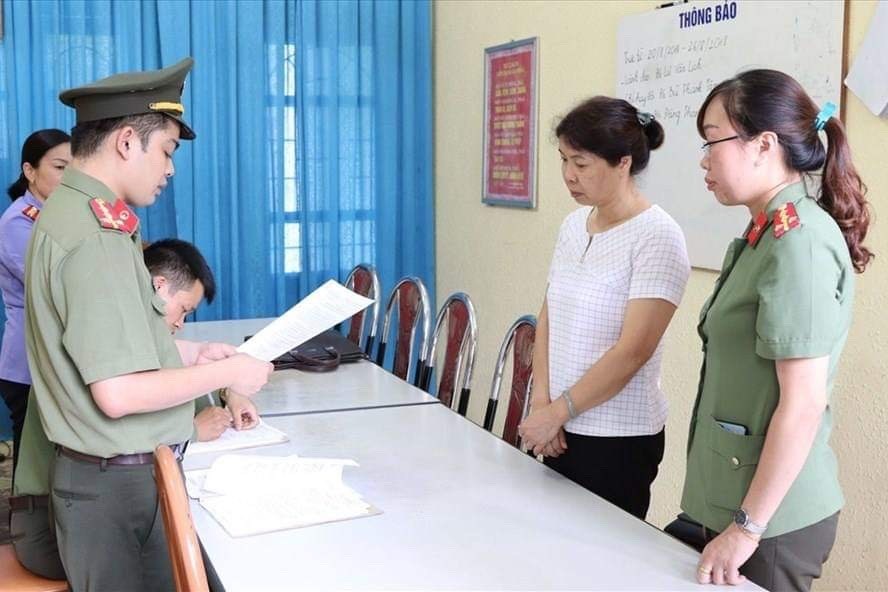 Vụ gian lận thi cử ở Sơn La, nhiều cán bộ bị khởi tố.