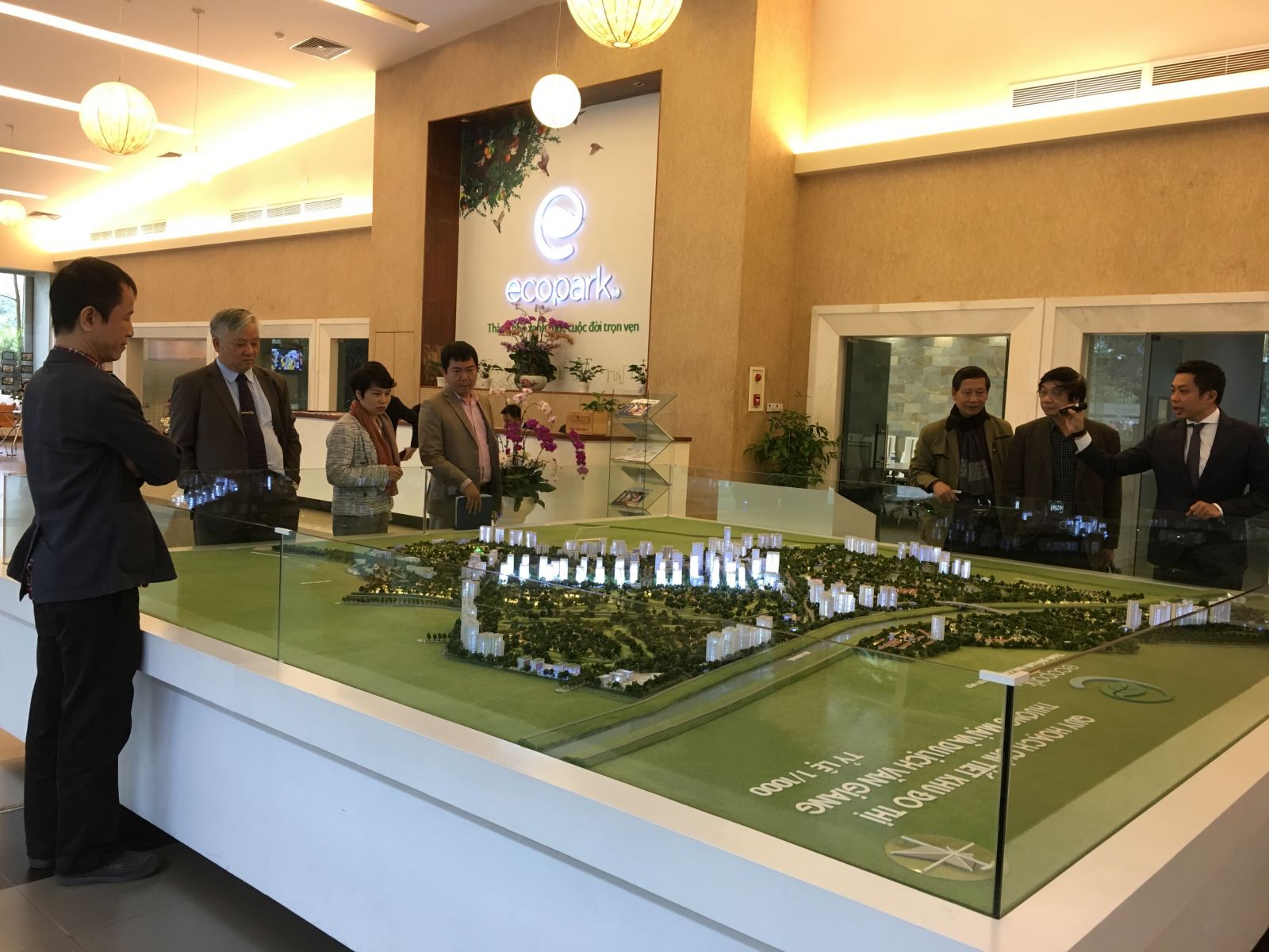 Hội đồng Giám khảo “Giải thưởng Quốc gia Bất động sản Việt Nam” đột xuất ghé thăm căn hộ tại các dự án đăng ký tranh giải