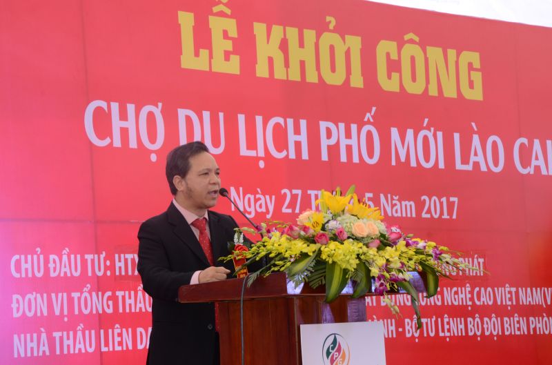 Ông Nguyễn Hữu Cường, Chủ tịch Câu lạc bộ BĐS Hà Nội, chủ đầu tư dự án Chợ du lịch Phố mới Lào Cai phát biểu tại lễ khởi công.