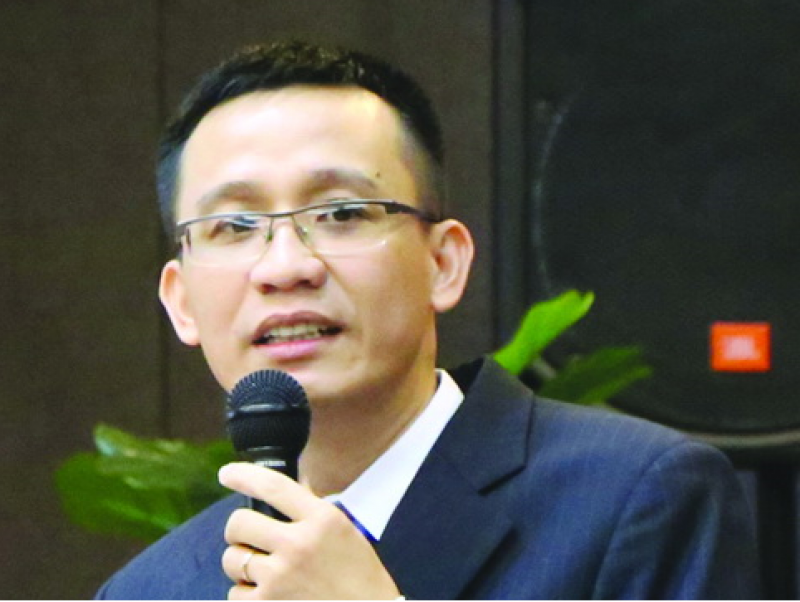 TS. Bùi Quang Tín.