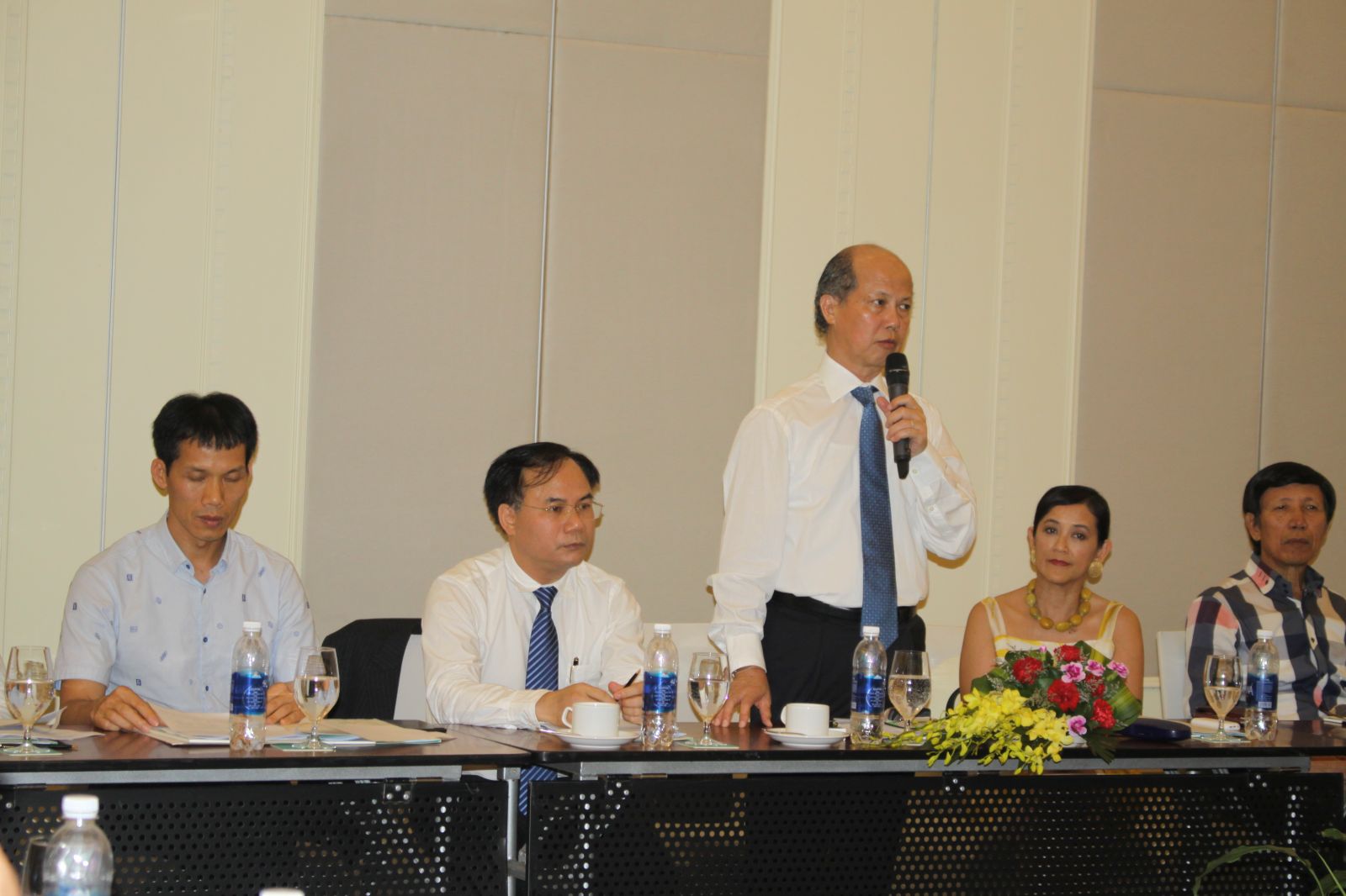 Chủ tịch Nguyễn Trần Nam phát biểu tại Hội nghị.