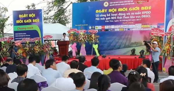 Năm ngoái, Ngày hội môi giới bất động sản Việt Nam lần thứ 2 diễn ra tại Nha Trang.