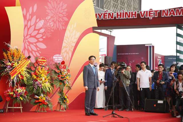 Phó Thủ tướng Vũ Đức Đam phát biểu tại buổi khai mạc Hội Báo toàn quốc 2018. Ảnh: Chí Cường