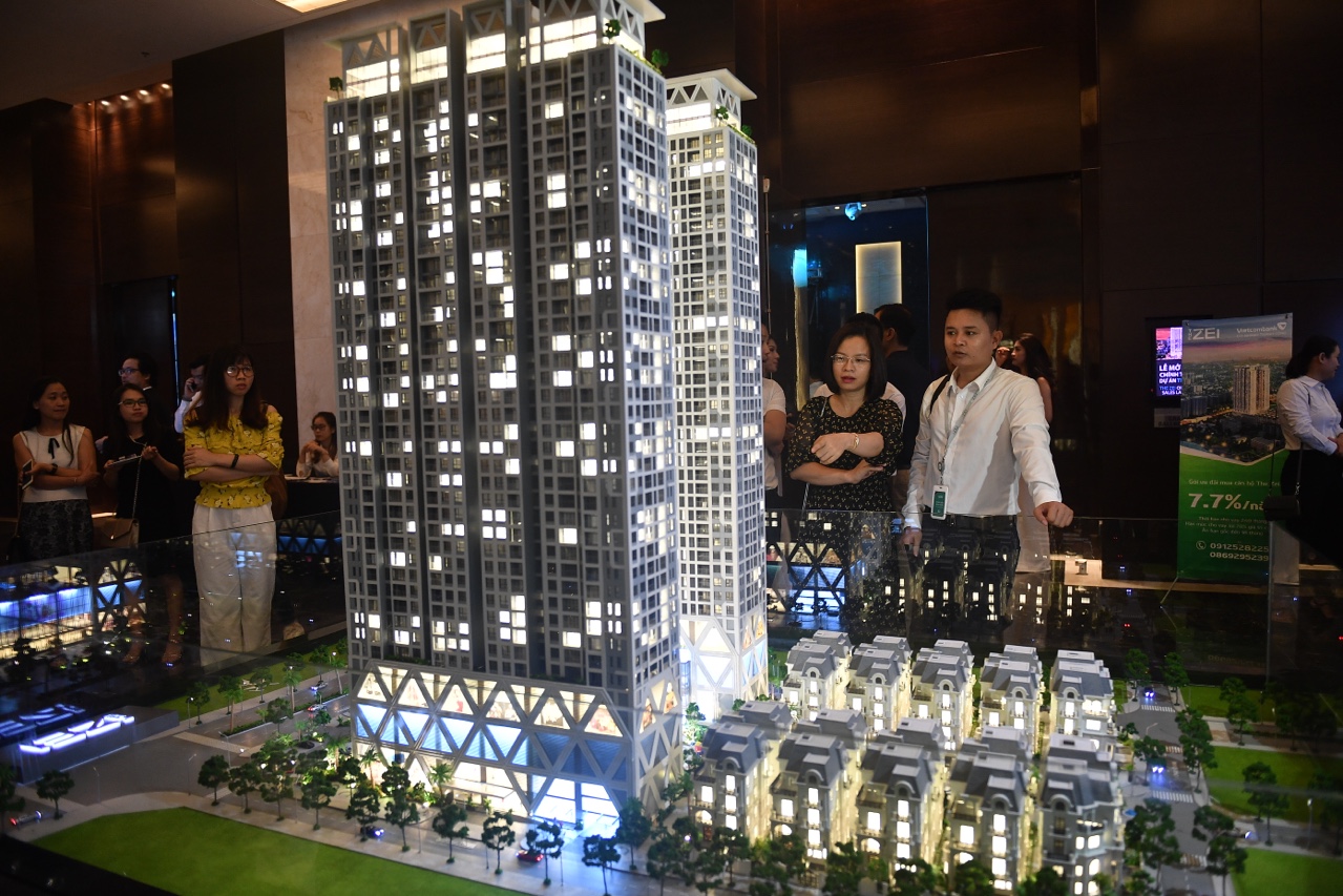 Chính thức mở bán "thành phố thẳng đứng" The Zei - khu phức hợp cao cấp tại Mỹ Đình Mô hình dự án The Zei được rất nhiều khách hàng quan tâm tại sự kiện