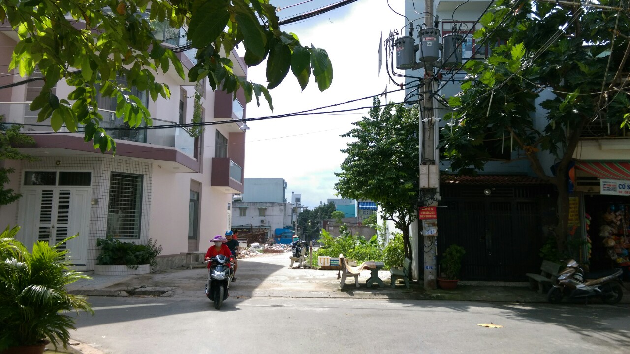 Mảnh đất nhà ông