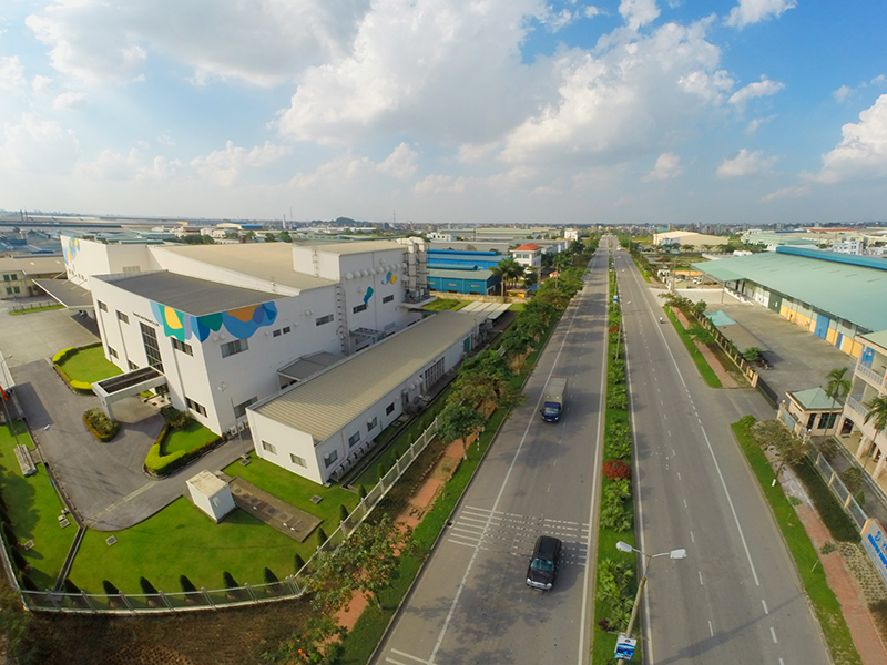 Việt Nam là Phần còn lại của năm 2019 và cả năm 2020, chúng ta sẽ thấy Việt Nam tiếp tục tăng nguồn cung bất động sản công nghiệp đến từ lợi ích của sự chuyển dịch sản xuất từ Trung Quốc.