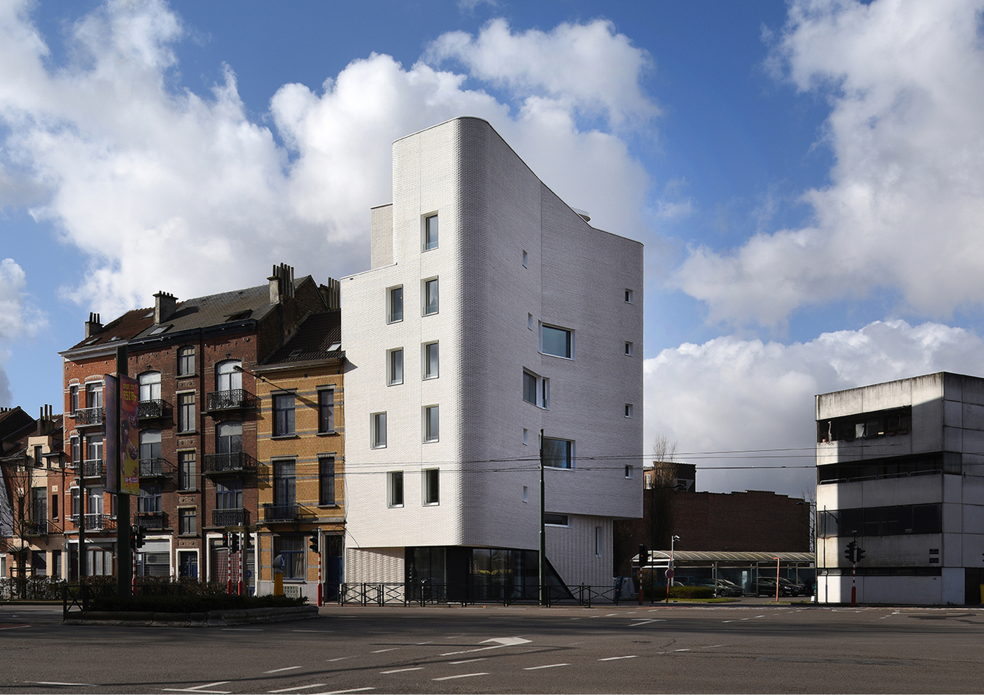 5 Social Housing Units in Navez / MSA / V+
