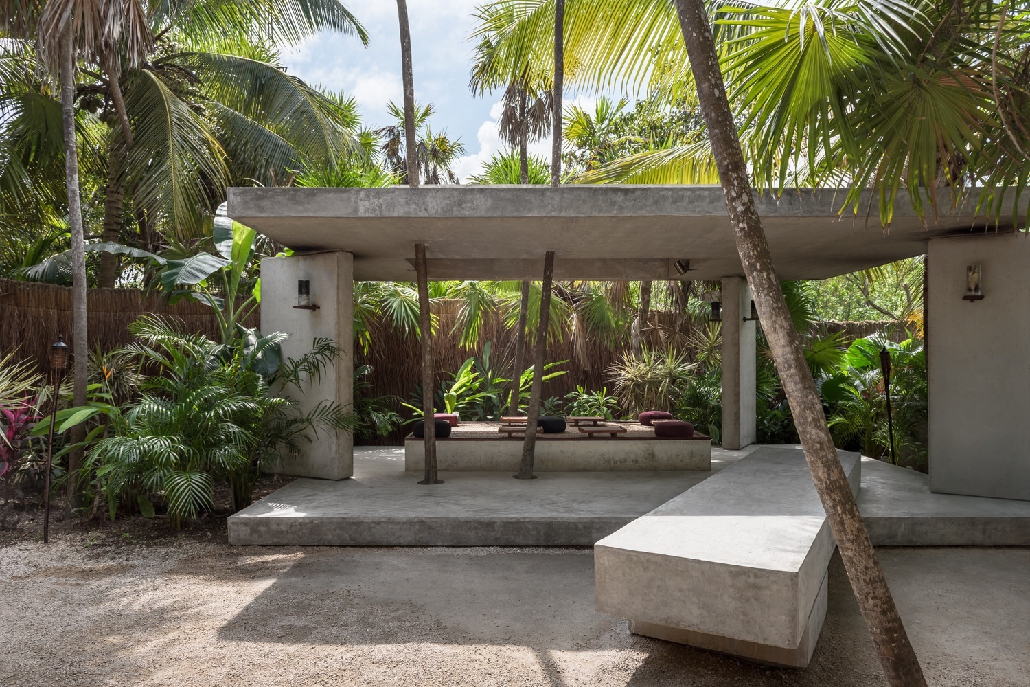 Xaman Tulum / Estudio Atemporal
