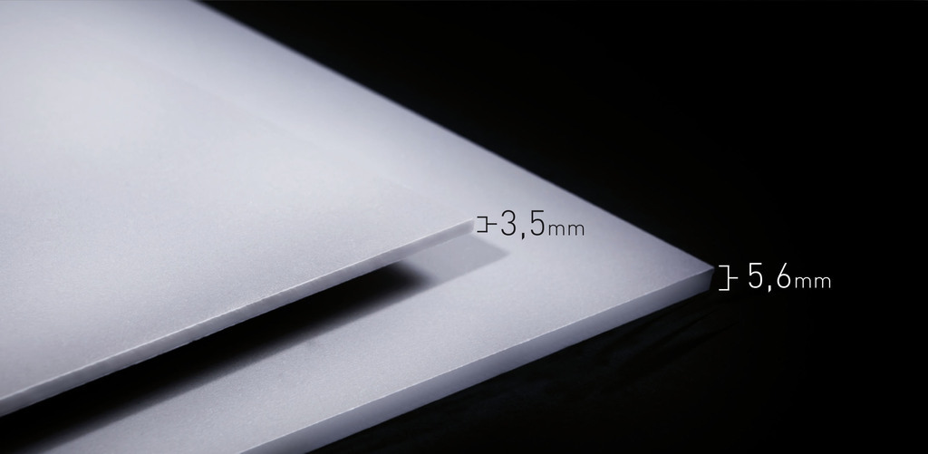 Chỉ với một lớp gạch lát 3,5 mm, mặt tiền hai lớp đã có khả năng tương đương với khi làm bằng nhiều loạt vật liệu khác dầy và nặng nề hơn.