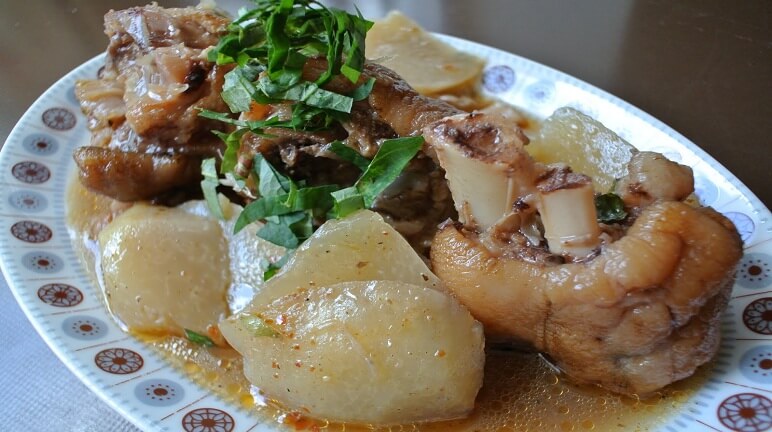 Thành phẩm chân giò giả cầy.