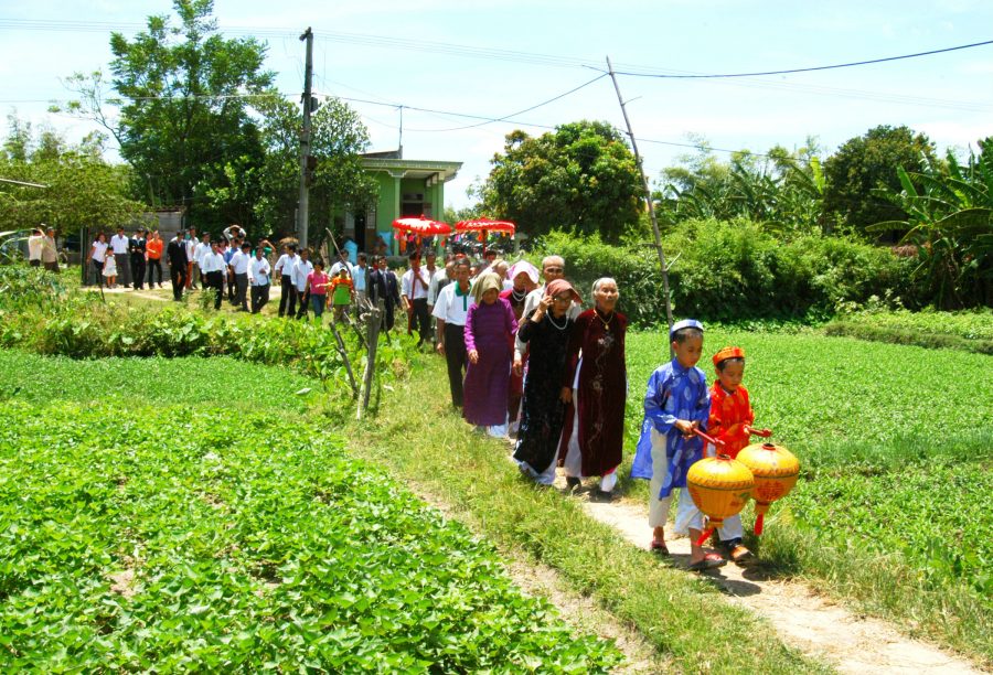 Một hình ảnh đẹp về đám cưới ở làng quê.