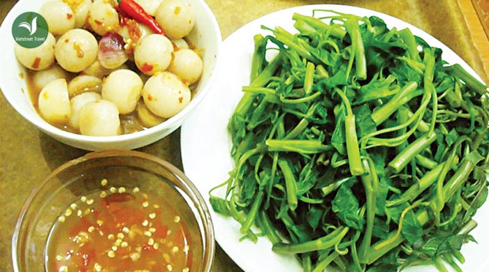 Rau muống tương cà.