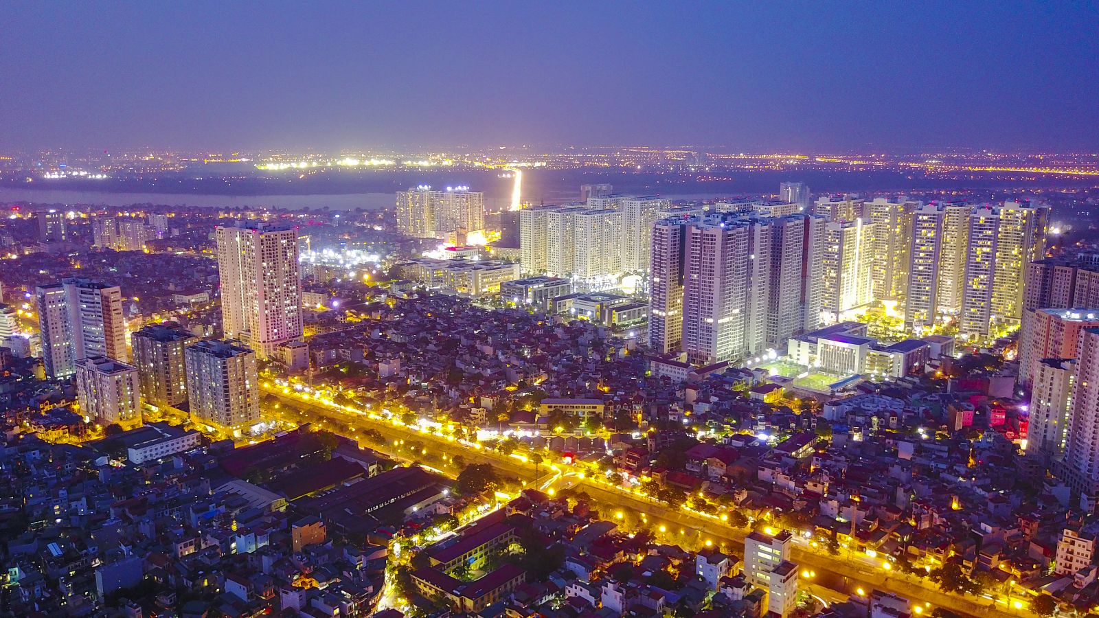 Nhịp sống năng động khiến các khu đô thị mới mọc lên ngày càng nhiều ở Hà Nội. Trên hình là khu đô thị Time City