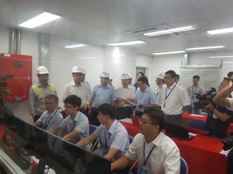 Phòng điều khiển trung tâm tại Ga Văn Quán.