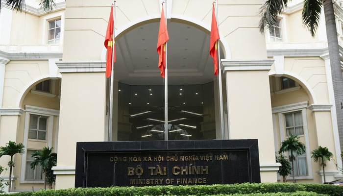 Bộ Tài chính đã thực hiện cắt giảm chỉ tiêu biên chế công chức 4,7% so chỉ tiêu được giao năm 2015. Ảnh minh họa: Quang Phúc