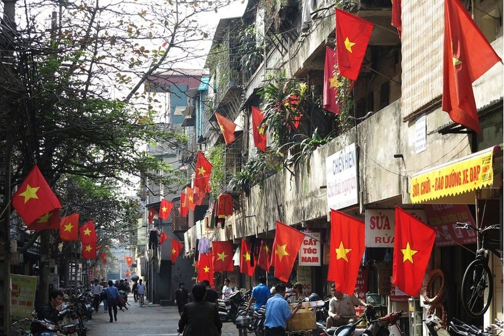 Người lao động sẽ được nghỉ tổng cộng 8 ngày dịp giỗ Tổ Hùng Vương và lễ 30/4 - 1/5
