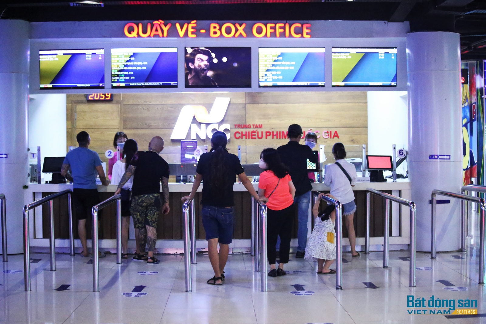 Hà Nội: Rạp chiếu phim vắng khách sau khi mở cửa trở lại vào dịp cuối tuần 21