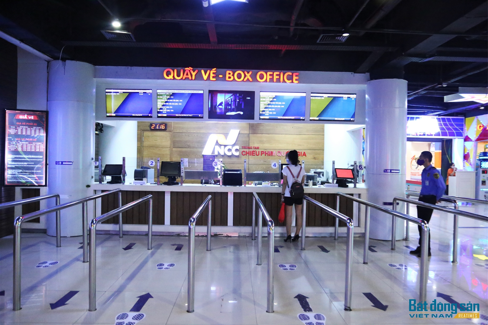 Hà Nội: Rạp chiếu phim vắng khách sau khi mở cửa trở lại vào dịp cuối tuần 27